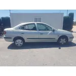 RENAULT MEGANE I FASE 2 BERLINA (BA0) '1999 1.9 DTI RT GRIS