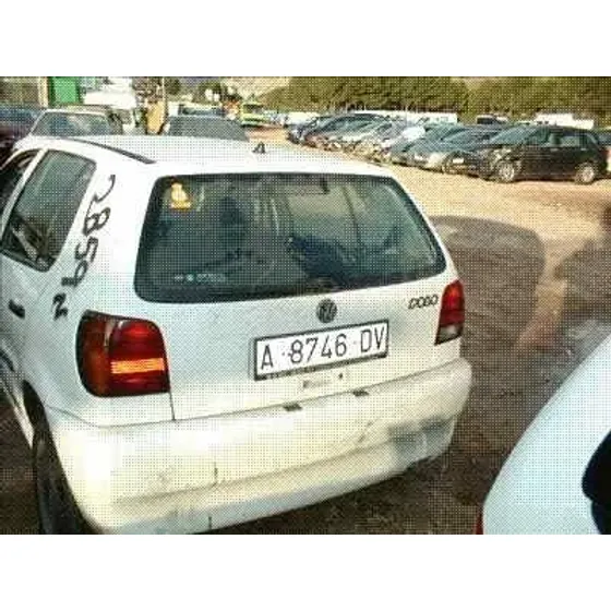 VOLKSWAGEN POLO BERLINA (6N1) '1994 1.0 BLANCO