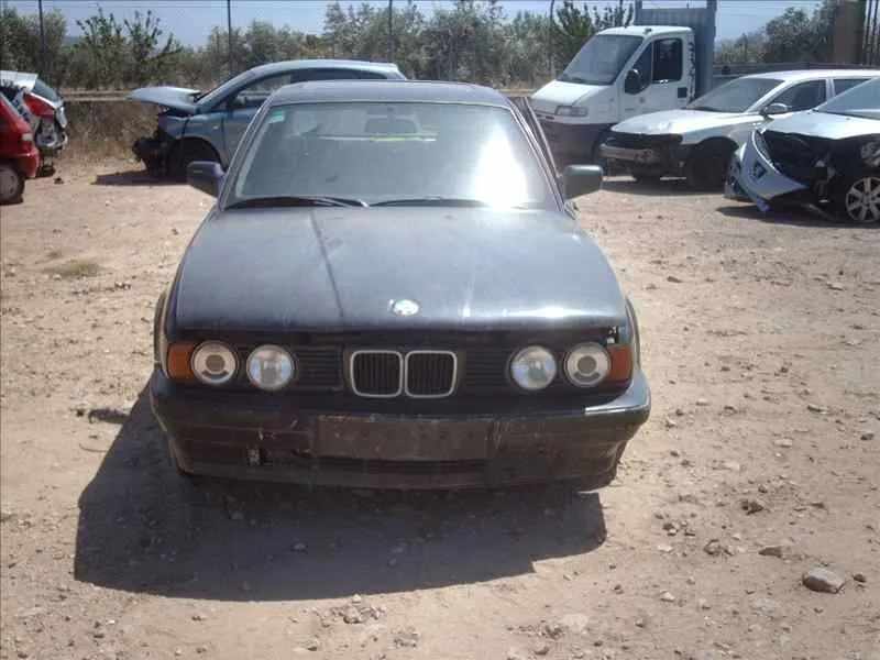 BMW SERIE 5 BERLINA (E34) '1988 520I (95KW) GRIS OSCURO