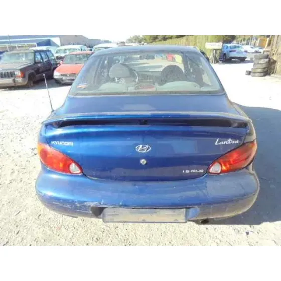 HYUNDAI LANTRA BERLINA (RD) '2000 1.6 GLS AZUL