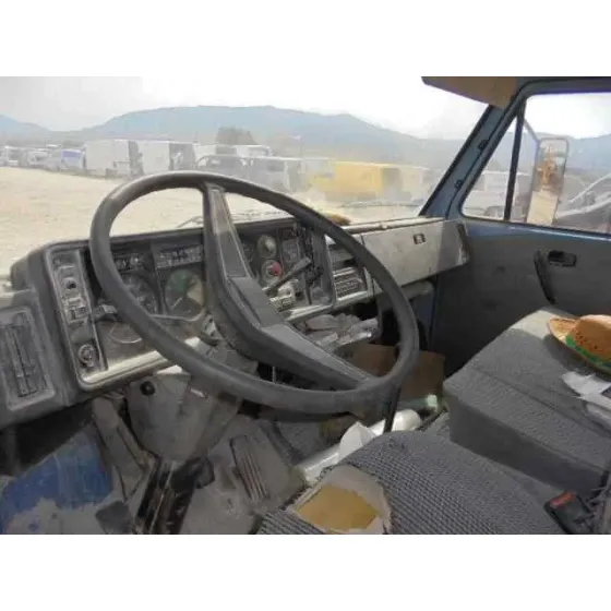 MAN 8.150 '1997 VOLQ BASCULANTE AZUL