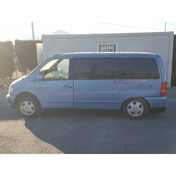 MERCEDES VITO (W638) COMBI '1997 110 D (638.174) AZUL