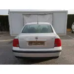 VOLKSWAGEN PASSAT BERLINA (3B2) '1992 BASICO GRIS