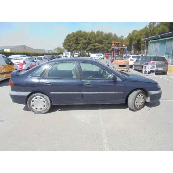 RENAULT LAGUNA (B56) '1999 1.9 DTI RT AZUL