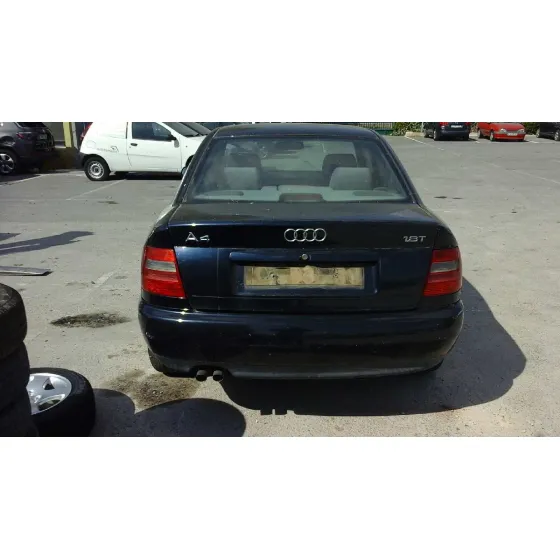 AUDI A4 BERLINA (B5) '1997 1.8 T AZUL