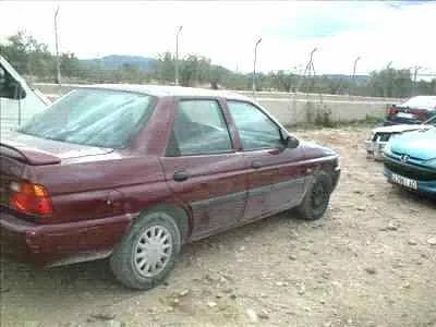 FORD ESCORT BERL./TURNIER FORD ESCORT BERL./TURNIER '1995 1.6 16V CAT GRANATE 1995