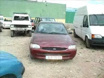 FORD ESCORT BERL./TURNIER FORD ESCORT BERL./TURNIER '1995 1.6 16V CAT GRANATE 1995