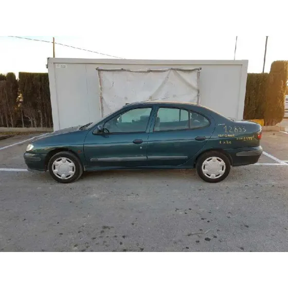 RENAULT MEGANE I CLASSIC (LA0) '1999 1.6E ALIZE VERDE