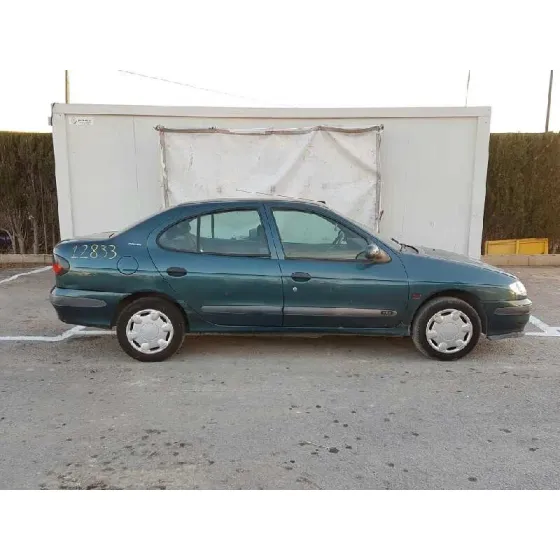 RENAULT MEGANE I CLASSIC (LA0) '1999 1.6E ALIZE VERDE