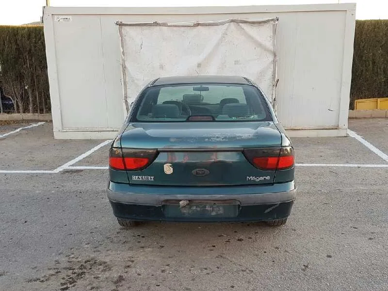 RENAULT MEGANE I CLASSIC (LA0) '1999 1.6E ALIZE VERDE