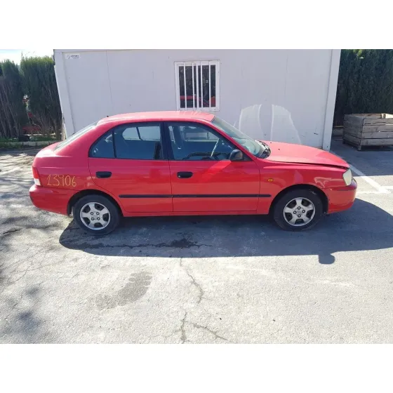 HYUNDAI ACCENT (LC) '2000 GL 5P ROJO