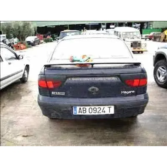 RENAULT MEGANE I CLASSIC (LA0) '1996 1.9 TURBODIESEL AZUL