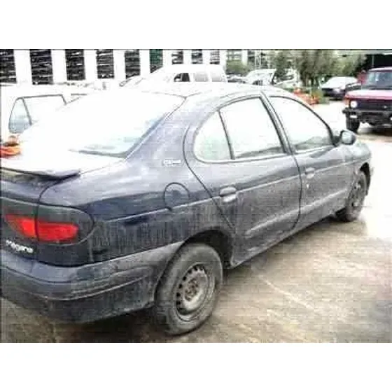 RENAULT MEGANE I CLASSIC (LA0) '1996 1.9 TURBODIESEL AZUL