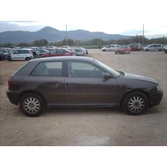 AUDI A3 (8L) '1996 1.8 T AMBIENTE MARRON