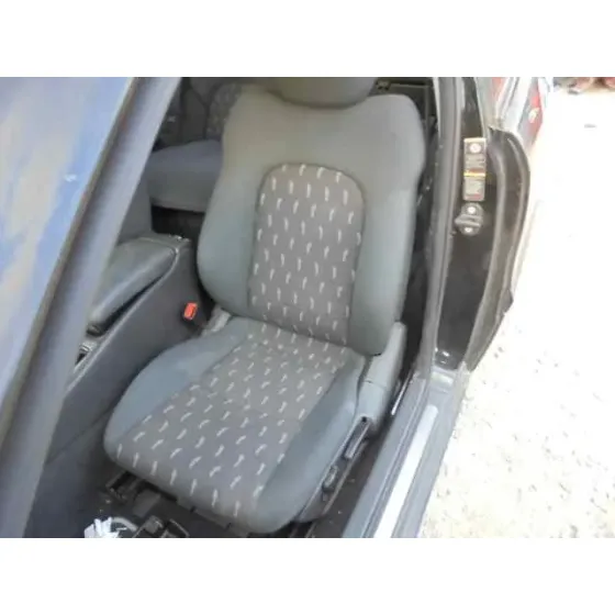 MERCEDES CLASE C (W203) SPORTCOUPE '2003 C 220 CDI (203.706) NEGRO