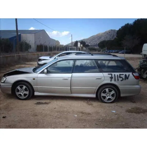 SUBARU LEGACY BERL./FAMILIAR B12 (BE/BH) '2001 2.5 GX EDITION BERLINA GRIS