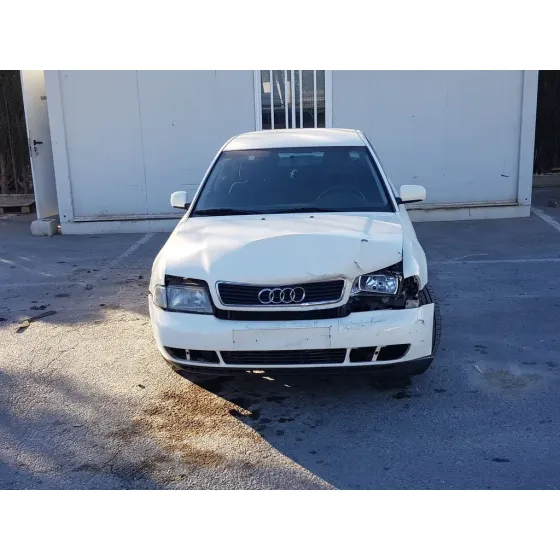 AUDI A4 BERLINA (B5) '1997 1.8 T BLANCO