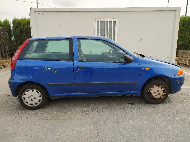 FIAT PUNTO BERL. (176) '1997 60 SX AZUL