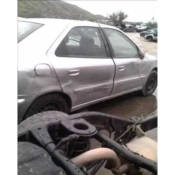 CITROEN XSARA BERLINA '1997 1.9 TURBODIESEL GRIS