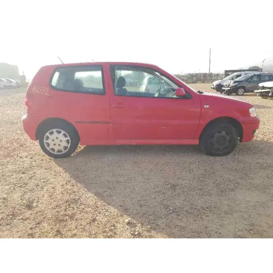 VOLKSWAGEN POLO BERLINA (6N2) '2000 TRENDLINE ROJO