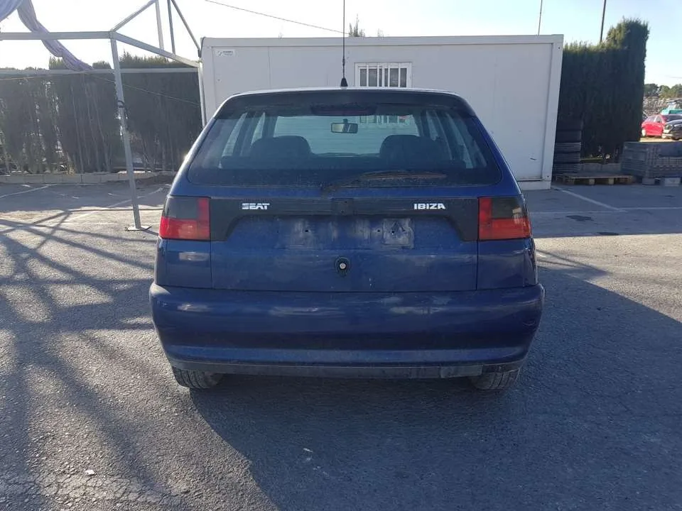 SEAT IBIZA (6K) '1998 BASICO AZUL