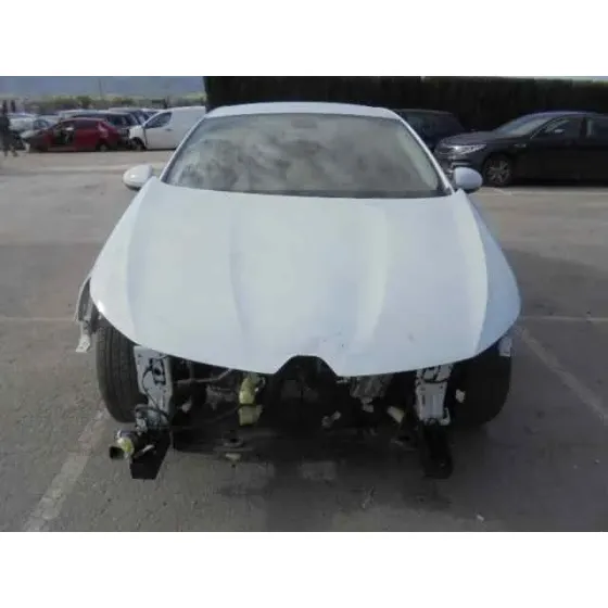 RENAULT MEGANE IV '1111 5 PUERTAS BLANCO