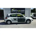 RENAULT MEGANE II BERLINA 5P '2004 CONFORT EXPRESSION BLANCO-VERDE
