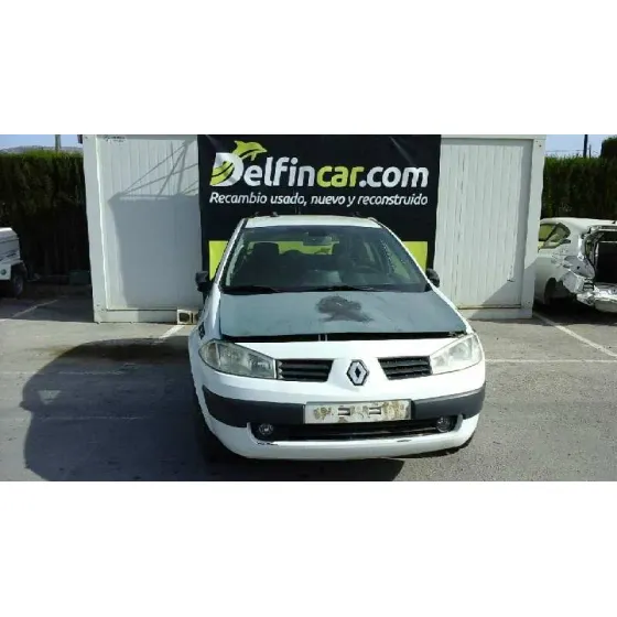 RENAULT MEGANE II BERLINA 5P '2004 DYNAMIQUE BLANCO-VERDE