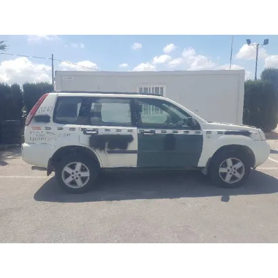 NISSAN X-TRAIL (T30) '2005 COMFORT BLANCO