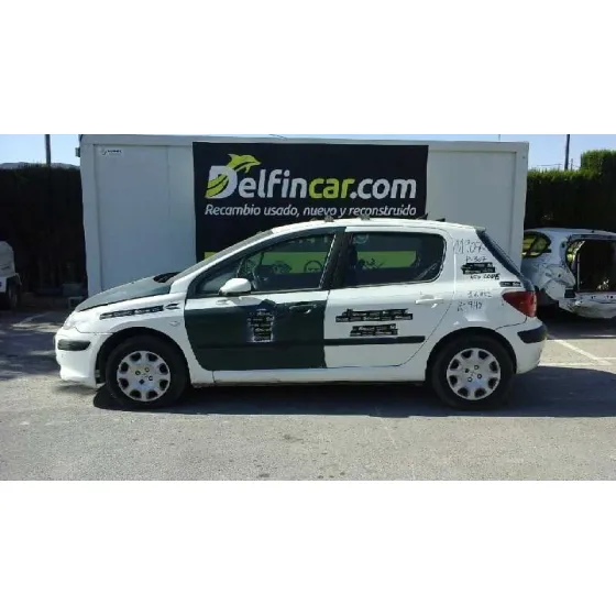 PEUGEOT 307 BERLINA (S2) '2006 XT BLANCO-VERDE