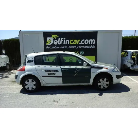 RENAULT MEGANE II BERLINA 5P '1111 DYNAMIQUE BLANCO-VERDE