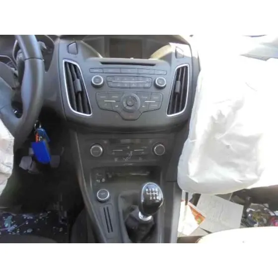 FORD FOCUS LIM. '2016 BUSINESS MARRON