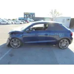 AUDI A1 (8X) '2011 ATTRACTION AZUL