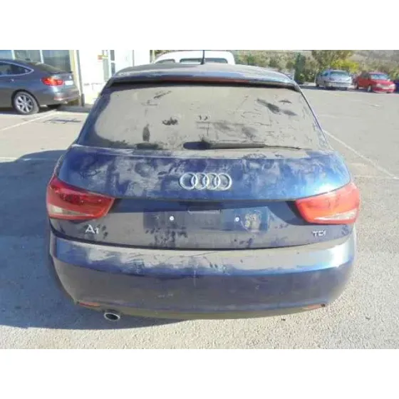 AUDI A1 (8X) '2011 ATTRACTION AZUL