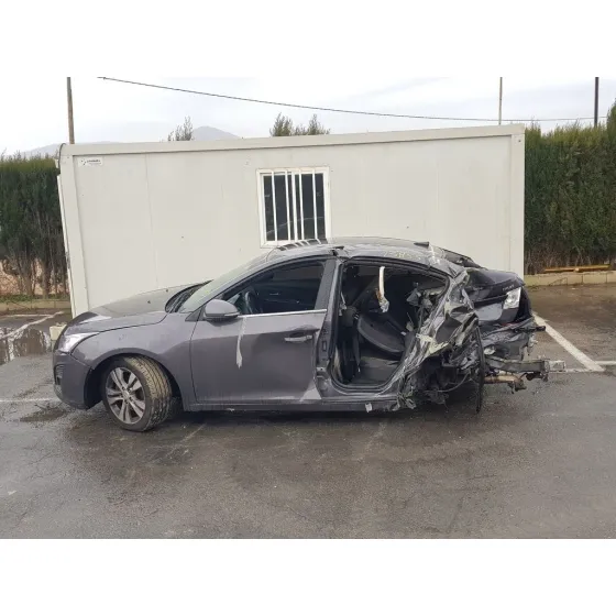CHEVROLET CRUZE '2014 LT NEGRO