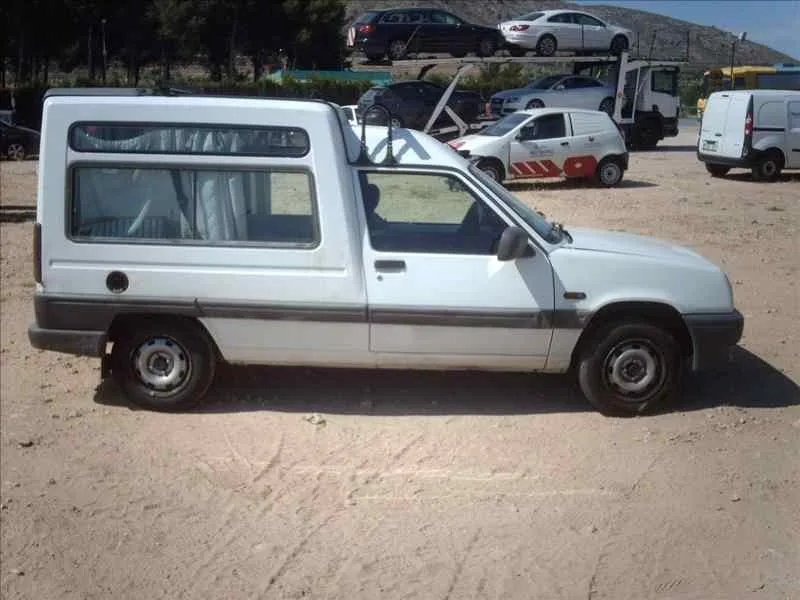 RENAULT RAPID/EXPRESS (F40) RENAULT RAPID/EXPRESS (F40) '1985 1.9 DIESEL BLANCO 1985