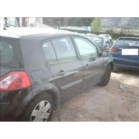 RENAULT MEGANE II BERLINA 5P '2004 DYNAMIQUE NEGRO