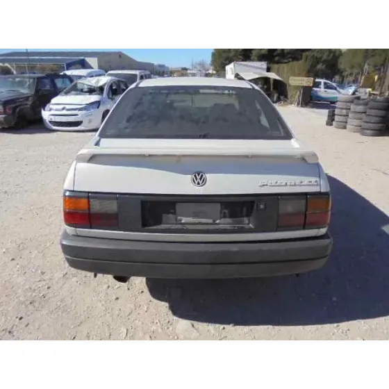 VOLKSWAGEN PASSAT BERLINA (312) '1990 CL BLANCO