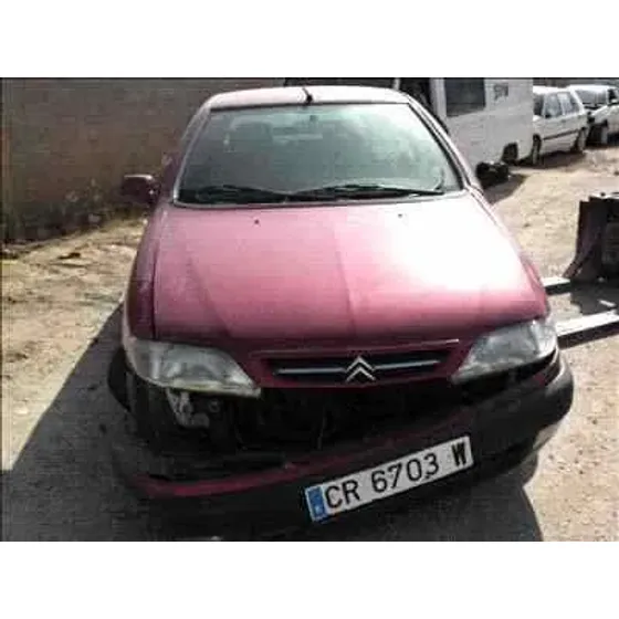 CITROEN XSARA BERLINA '1997 1.4I LX GRANATE