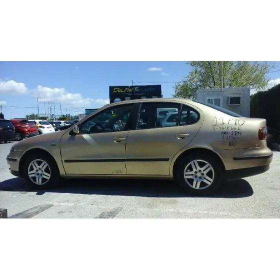SEAT TOLEDO (1M2) '1999 STELLA DORADO