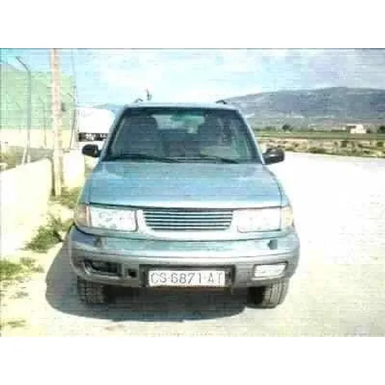 TATA SAFARI '1999 GRIS