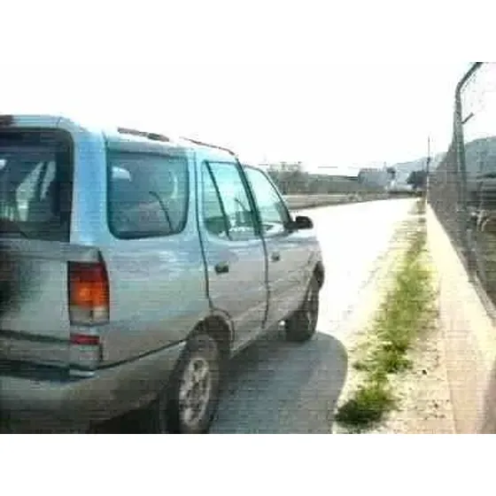 TATA SAFARI '1999 GRIS