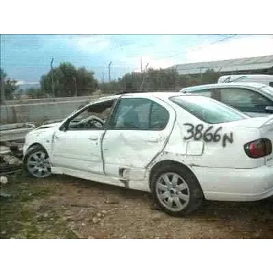 NISSAN PRIMERA BERLINA (P11) '1999 COMFORT BLANCO