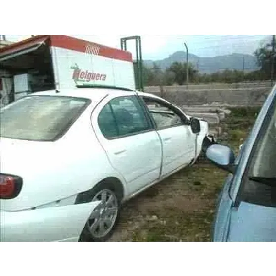 NISSAN PRIMERA BERLINA (P11) '1999 COMFORT BLANCO
