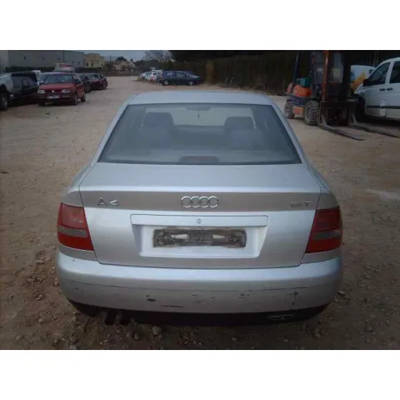 AUDI A4 BERLINA (B5) '1999 1.8 T GRIS