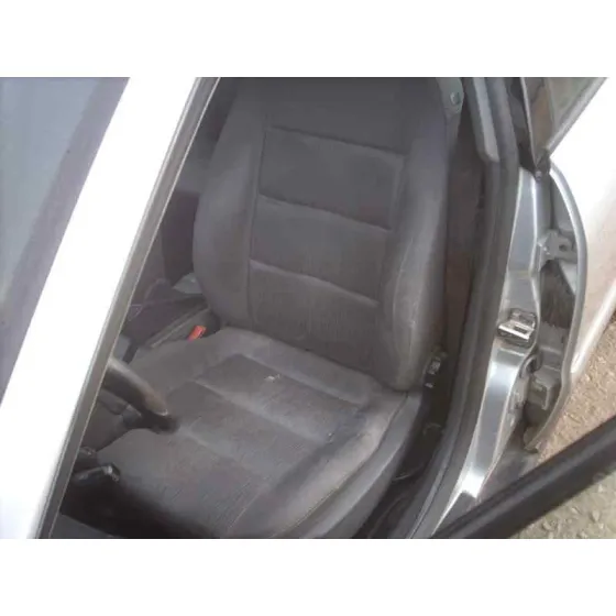 AUDI A4 BERLINA (B5) '1999 1.8 T GRIS