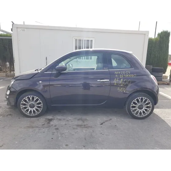 FIAT NUOVA 500 (150) '2013 LOUNGE PURPURA