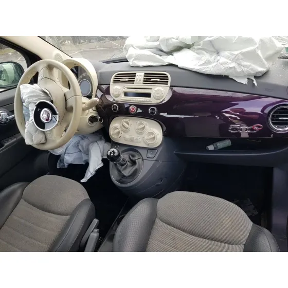 FIAT NUOVA 500 (150) '2013 LOUNGE PURPURA