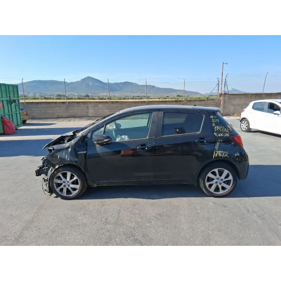 Toyota YARIS (_P13_) 2012