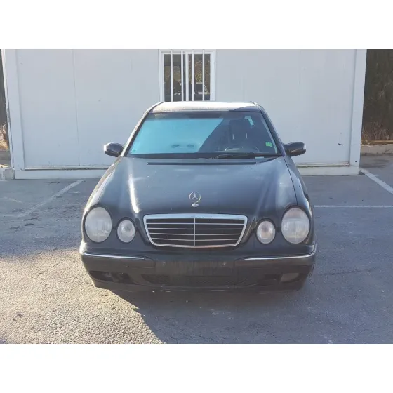 MERCEDES CLASE E (W210) BERLINA DIESEL '2000 320 CDI (210.026) NEGRO